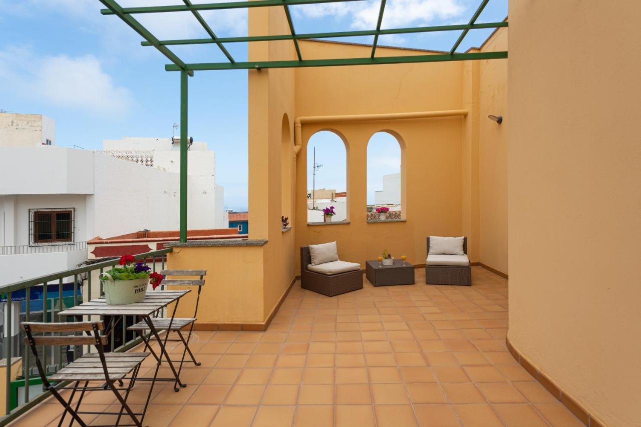 The Yellow House - Solarium - Climatized Pool Gáldar Zewnętrze zdjęcie