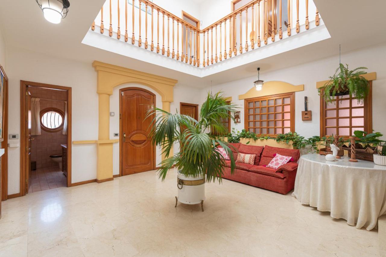 The Yellow House - Solarium - Climatized Pool Gáldar Zewnętrze zdjęcie